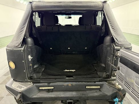 Used 2016 Jeep Wrangler Unlimited Sport w/ Quick Order Package 24S AWD/4WD image 32