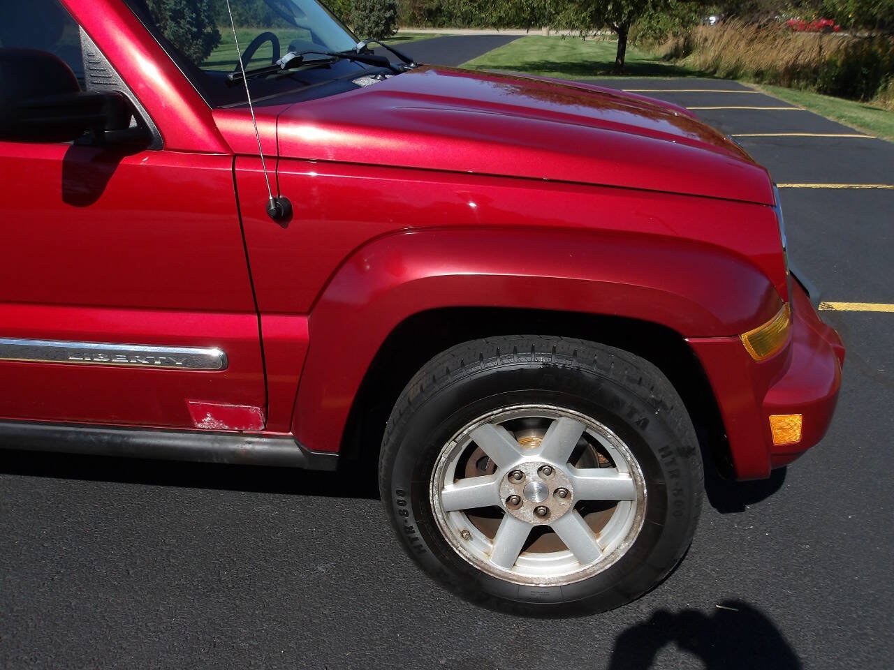 Used 2005 Jeep Liberty Limited AWD/4WD image 31