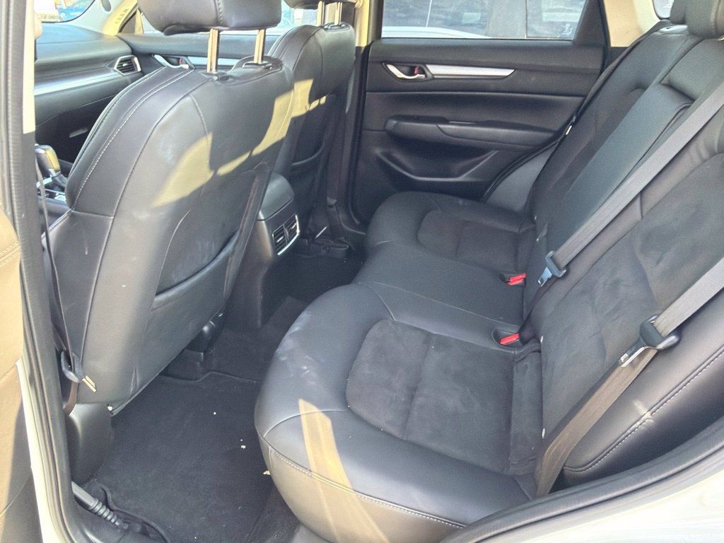 Used 2020 MAZDA CX-5 Touring FWD image 9