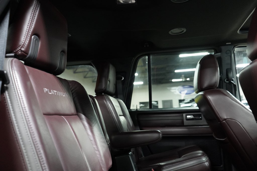 Used 2017 Ford Expedition EL Platinum RWD image 27