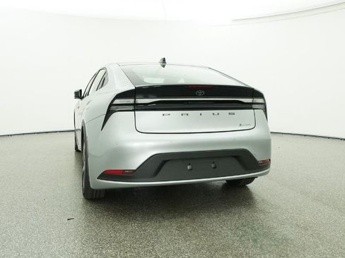 New 2026 Toyota Prius Plug-In Hybrid FWD image 46