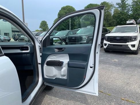 Used 2026 Ford Maverick XLT FWD image 15