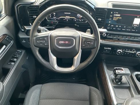Certified 2025 GMC Sierra 1500 Elevation w/ Preferred Package image 15