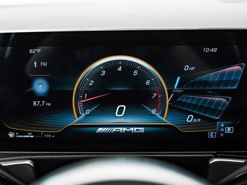 Used 2021 Mercedes-Benz GLB 35 AMG 4MATIC image 16