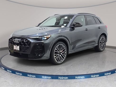 New 2026 Audi SQ5 Prestige image 1