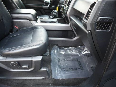Used 2018 Ford F150 XLT w/ Equipment Group 302A Luxury AWD/4WD image 17