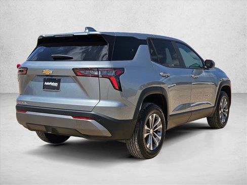 New 2027 Chevrolet Equinox LT FWD image 2
