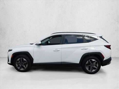 Used 2025 Hyundai Tucson SEL FWD image 15