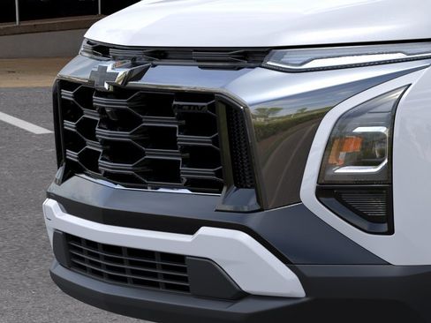 New 2026 Chevrolet Equinox ACTIV FWD image 13