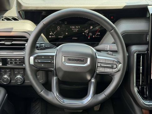 Used 2026 GMC Yukon XL Denali w/ Sun & Power Step Package AWD/4WD image 17