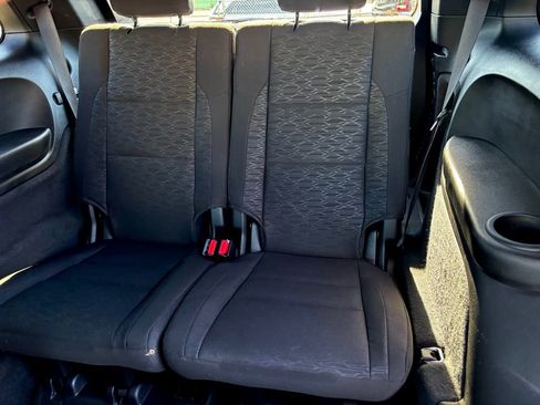 Used 2025 Dodge Durango GT w/ Blacktop Package image 13