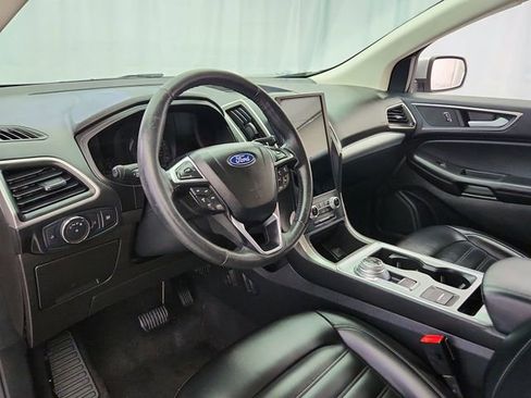 Used 2022 Ford Edge SEL AWD/4WD image 9