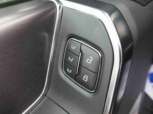 New 2026 Ford F250 Platinum image 18