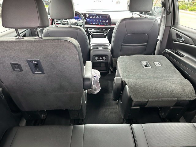 Used 2024 Chevrolet Traverse RS w/ LPO, Floor Liner Package AWD/4WD image 32