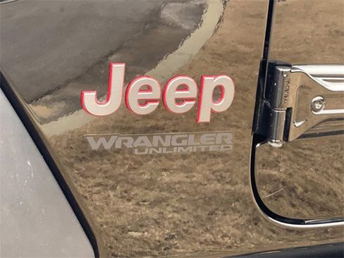 Used 2022 Jeep Wrangler Unlimited Rubicon image 12