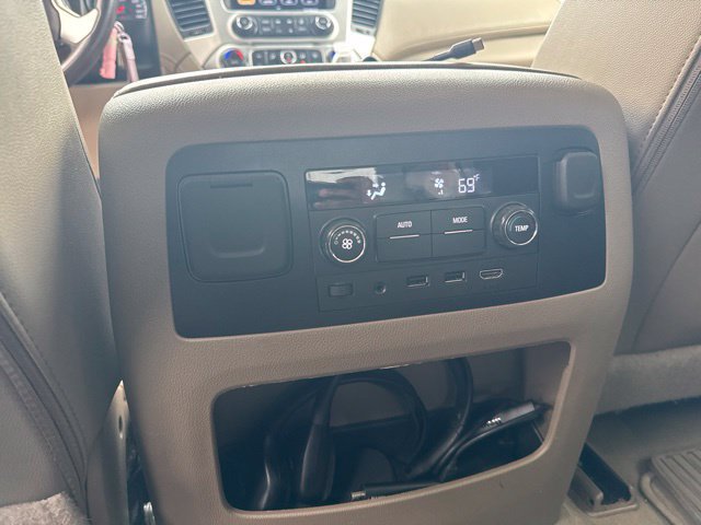 Used 2019 GMC Yukon SLT w/ Open Road Package AWD/4WD image 12
