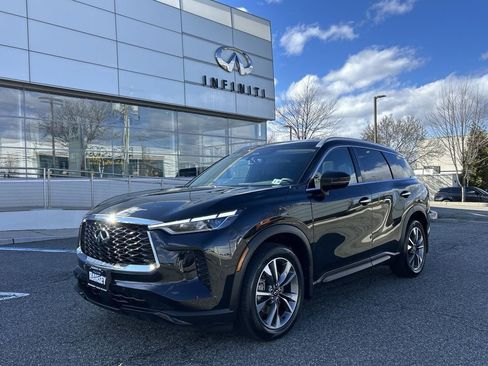 Certified 2025 INFINITI QX60 Luxe image 1