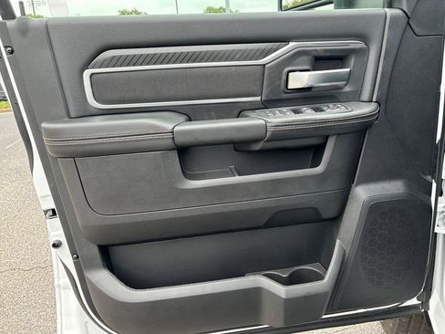 New 2026 RAM 2500 Big Horn AWD/4WD image 11