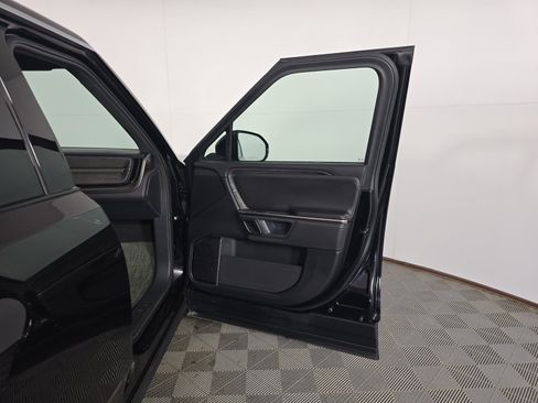 Used 2023 Rivian R1S Adventure AWD/4WD image 18
