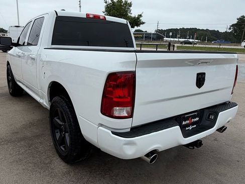 Used 2014 RAM 1500 Express RWD image 6