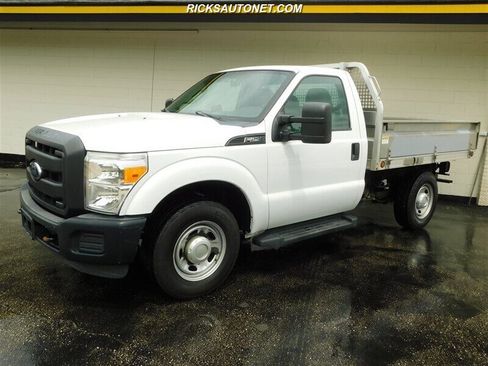 Used 2015 Ford F250 XL image 2