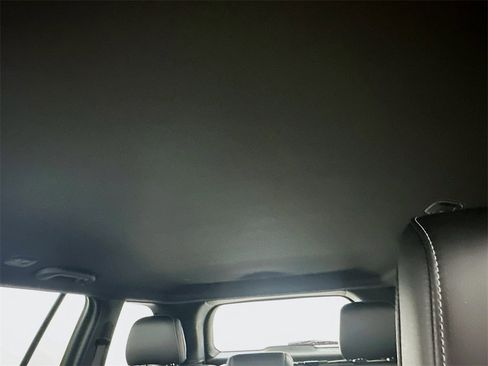 New 2025 Jeep Grand Cherokee Altitude image 14