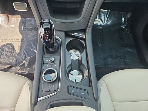 Used 2025 Cadillac XT6 Sport w/ LPO, Floor Liner Package image 26