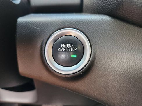 Used 2022 GMC Terrain SLE w/ Driver Convenience Package FWD image 22