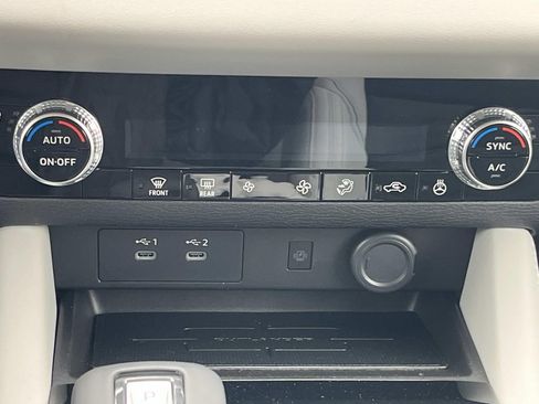 New 2026 Mitsubishi Outlander SE FWD image 23