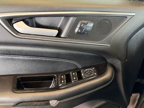 Used 2016 Ford Edge Titanium w/ Equipment Group 302A image 20