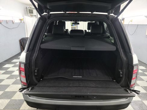 Used 2016 Land Rover Range Rover Supercharged image 4