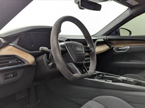 Used 2022 Audi e-tron GT Premium Plus AWD/4WD image 26