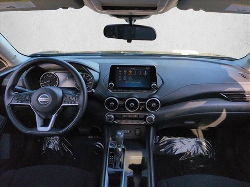 Used 2023 Nissan Sentra SV FWD image 17
