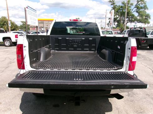 Used 2013 Chevrolet Silverado 2500 W/T AWD/4WD image 4