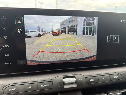 Used 2025 Kia K4 EX FWD image 17