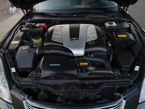 Used 2008 Lexus SC 430 Convertible RWD image 23