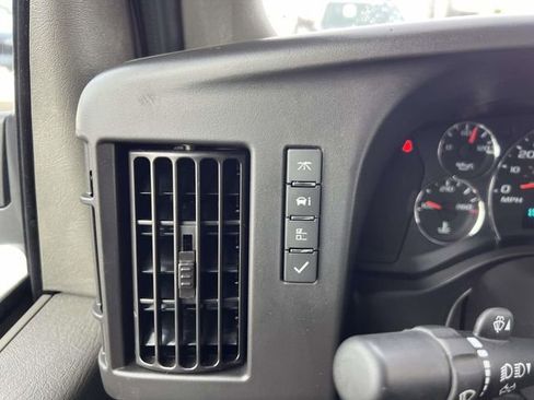 Certified 2024 Chevrolet Express 3500 LT w/ LT Preferred Equipment Group image 25