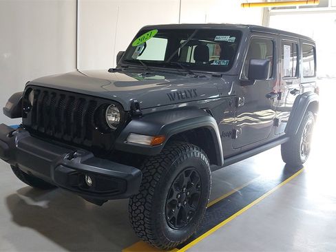 Used 2021 Jeep Wrangler Unlimited Sport image 18