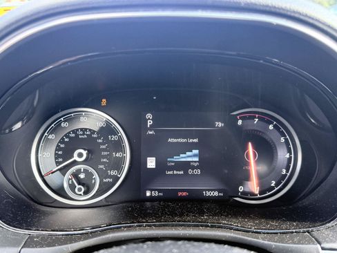 Used 2025 Genesis GV70 3.5T Sport AWD/4WD image 12