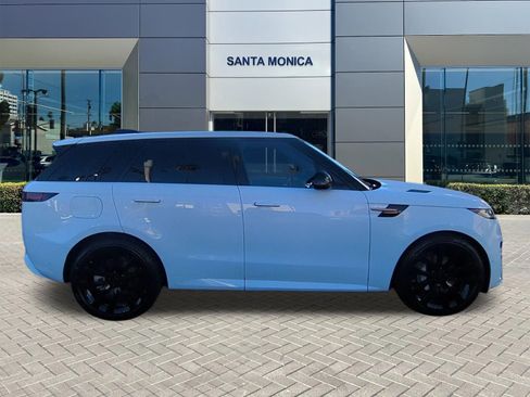 New 2026 Land Rover Range Rover Sport Dynamic SE image 6