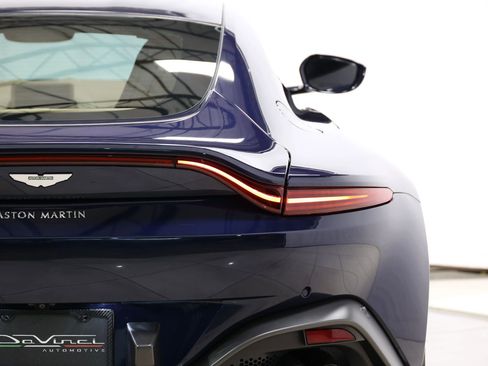 Used 2019 Aston Martin V8 Vantage Coupe RWD image 49