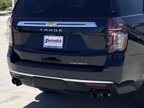 Used 2021 Chevrolet Tahoe Premier w/ Premium Package AWD/4WD image 6