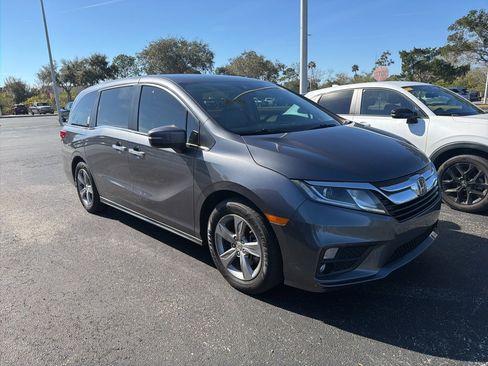 Used 2018 Honda Odyssey EX image 1