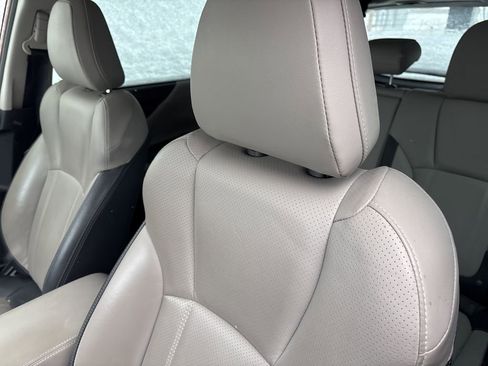 Used 2023 Subaru Forester Limited image 10