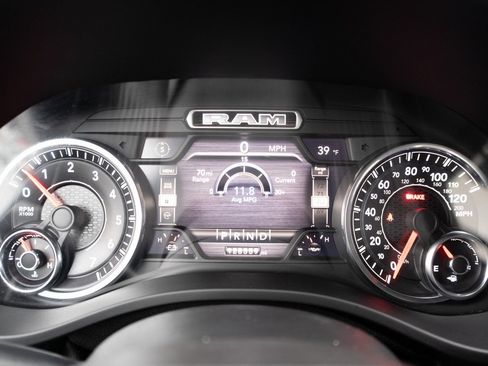 Used 2020 RAM 1500 Sport w/ Leather & Sound Group image 5