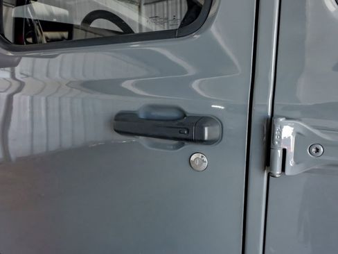 Used 2020 Jeep Wrangler Unlimited Rubicon image 40