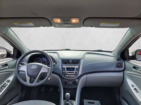 Used 2016 Hyundai Accent SE image 15
