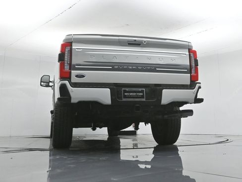 Used 2024 Ford F250 Platinum AWD/4WD image 51