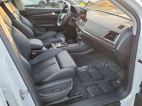 Used 2024 Audi Q5 2.0T Premium Plus image 17