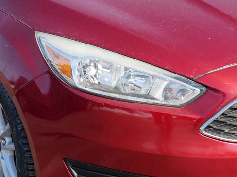 Used 2015 Ford Focus SE w/ SE Cold Weather Package image 16